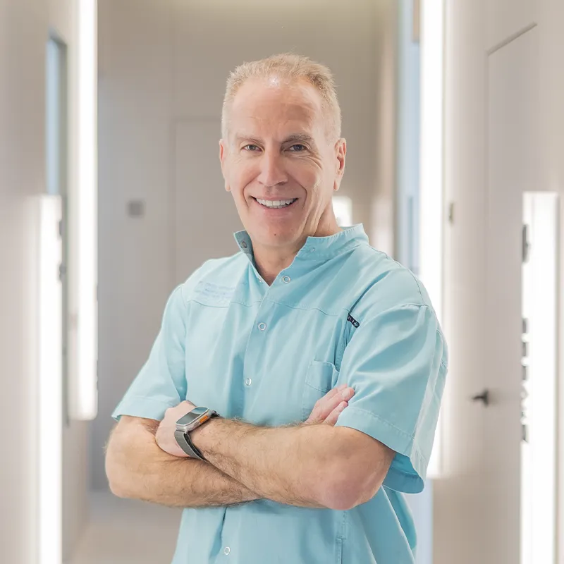 Dr. Ángel Fernández Bustillo