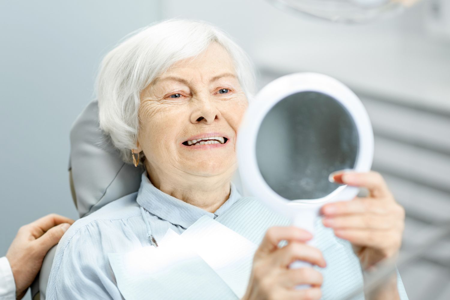 Evaluación del paciente en clínica dental de Vitoria-Gasteiz antes de regeneración ósea guiada